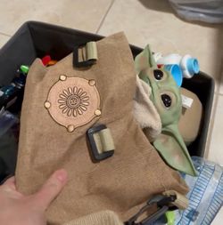 Box of toys (basically new without boxes