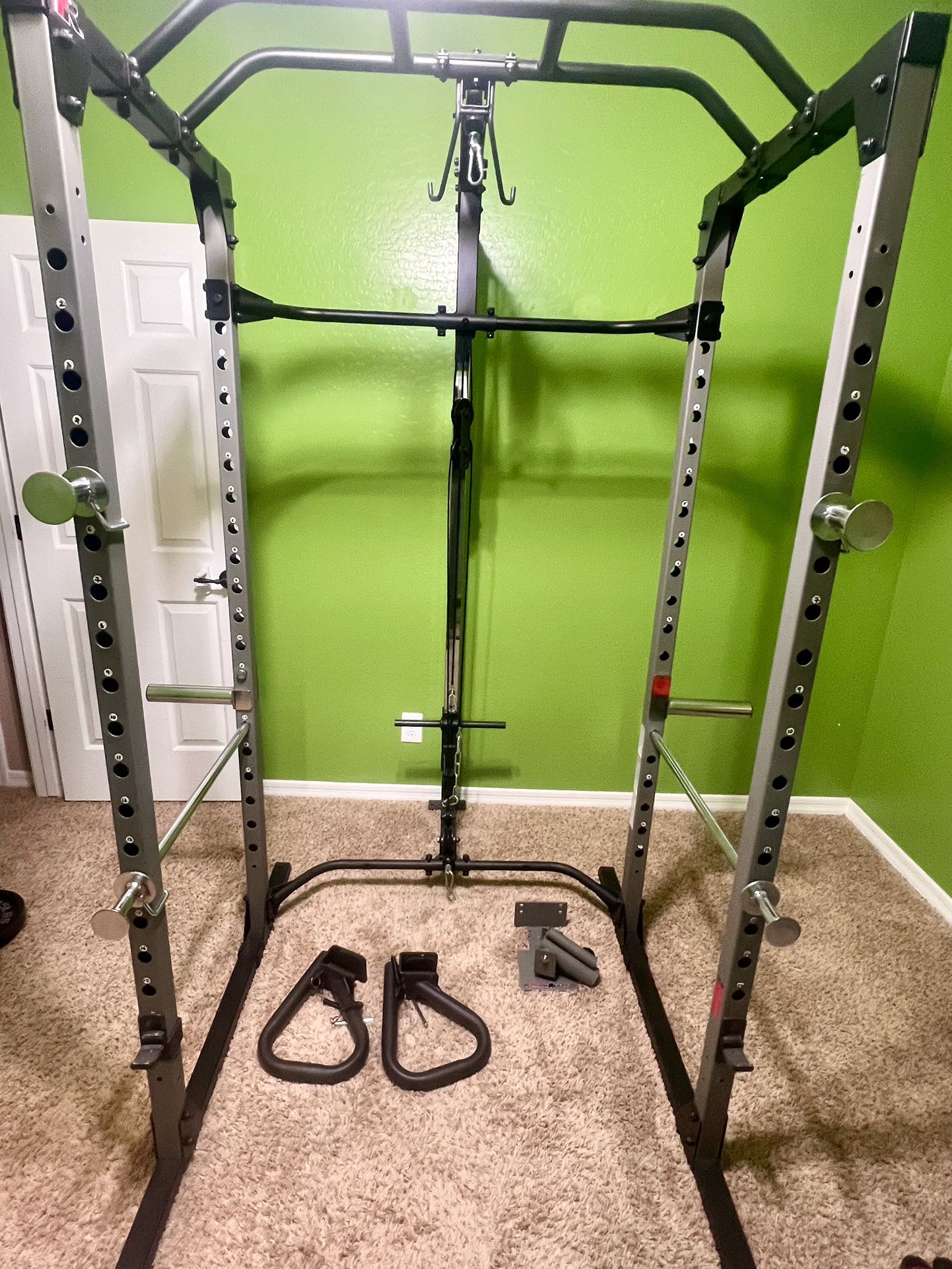 Fitness Reality Power Cage With Lat Pull Down And Low Bar