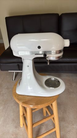 -Head Stand Mixer (No Bowl)