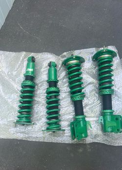 TEIN SPRING COIL OVERS STRUTS (suspension) SUBARU FORESTER 2014,2015,2016,2017,2018 like new