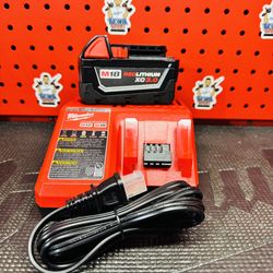 Milwaukee M18 XC Starter Kit with (1) 3.0Ah Battery and Charger