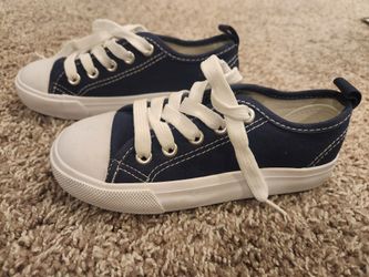 Brand New Toddler Kids Shoes Size 11 Oshkosh B'gosh