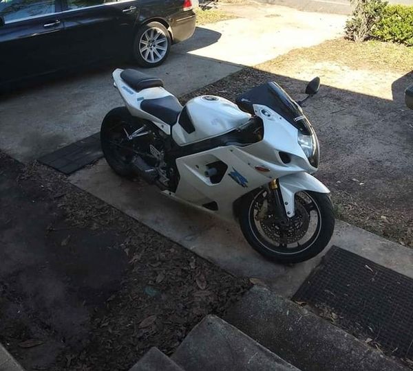 2004 gsxr 1000cc