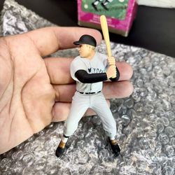 Vintage Hallmark Keepsake Ornament Mickey Mantle  2001