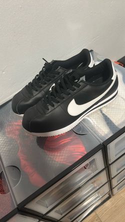 Nike Cortez size 9.5