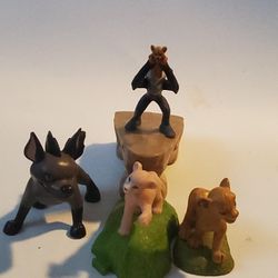4 Lion King Toy Figurines