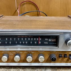 Rare Vintage Pioneer Solid State stereo receiver model SX-700T