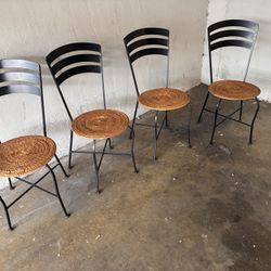 Table Chairs 