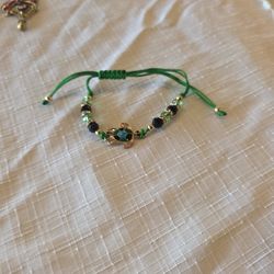 Brand New Adjustable Green Turtle Bracelet 