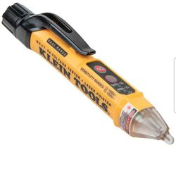 Klein Tools NCVT3P Dual Range Non Contact Voltage Tester, 12 - 1000V AC Pen, Flashlight, Audible and Flashing LED Alarms, Pocket Clip
