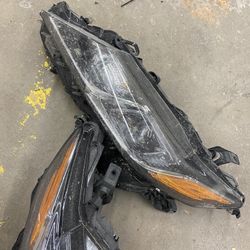 2022 Camry Headlights 