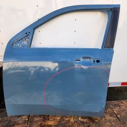 2022-2024 FORD MAVERICK DRIVER SIDE FRONT DOOR 