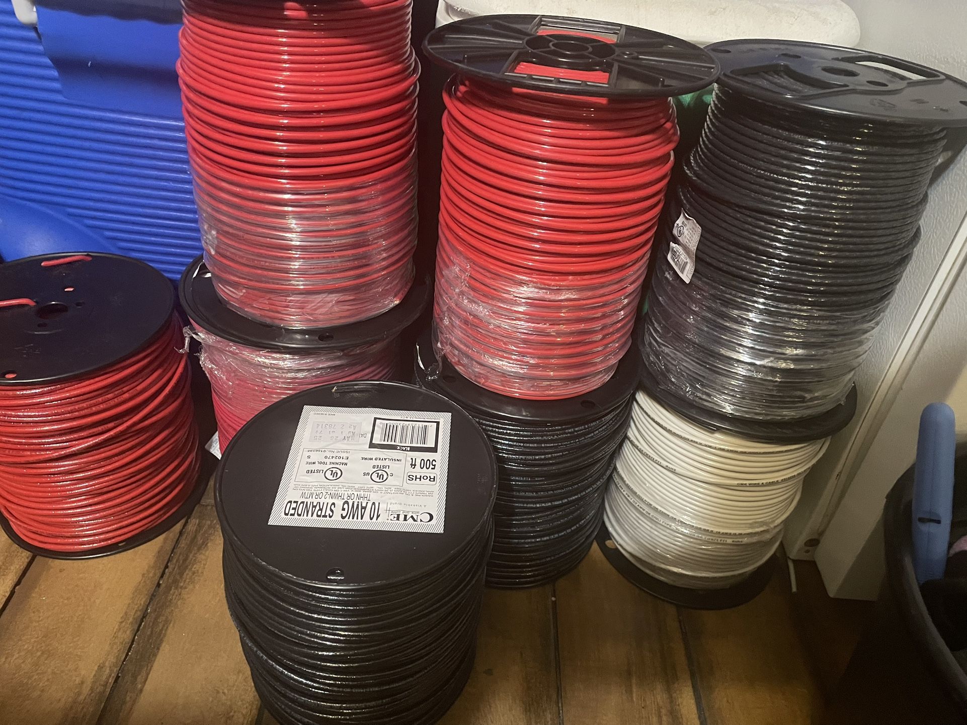 10awg Stranded 500ft Roll New  115$ Each Roll