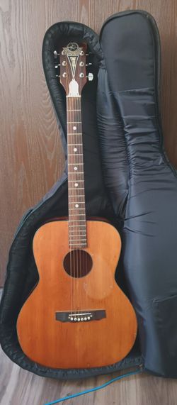 Kay 5113 acoustic guitar.