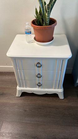 Side drawer white wood