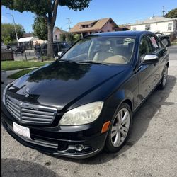2009 Mercedes Benz C300 Clean Title 115,000 Miles 