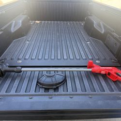 NEW CRAFTSMAN V20 20-volt max Cordless Battery 10” String Trimmer