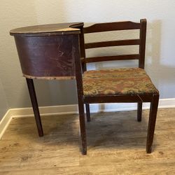 Antique “Gossip” Chair 
