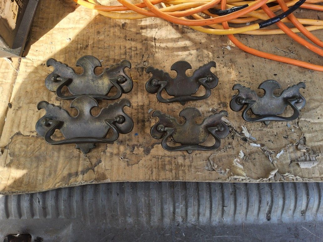 Dresser Drawer Handels