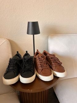 Banana Republic Sneakers – 2 Pairs Size 9