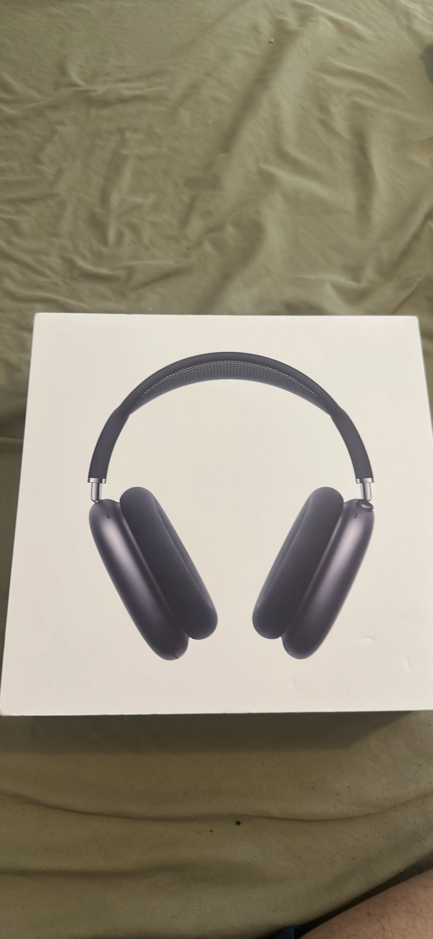 AirPods Max Brand New