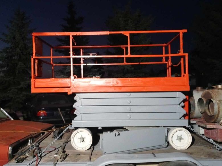 Like New Skyjack Skycoded Electric Scissor Lift 31.7 Ft.