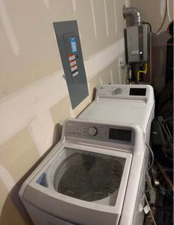 Washer dryer set