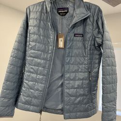 Patagonia Womens Small Nano Puff Jacke...