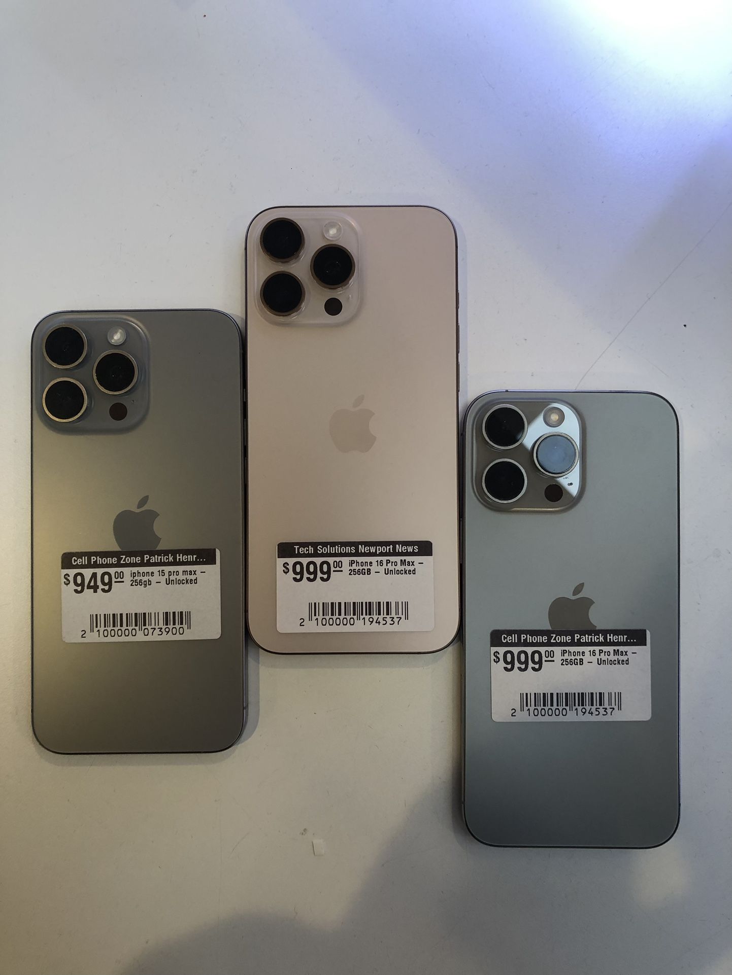 iPhone 16 Pro Max 256 GB Unlocked