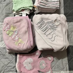 Baby Girl Bath Towels & Wash Clothes 