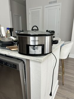 Crock-Pot 6 Quart Cook & Carry Programmable Slow Cooker with Digital Timer Stainless Steel