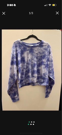 Size large tie dye sweater