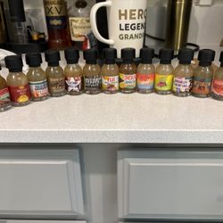 MINI BOTTLES OF HOT SAUCE FOR SALE