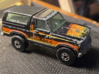 Vintage Die-Cast SUV Toy Car
