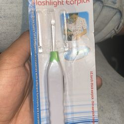 Flashlight Ear Pick 