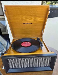 Crossley Record Player with Vinyl Record Collection
