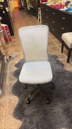 Swivel Desk Chair