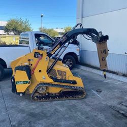 Bobcat Skid Steer 