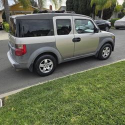2004 Honda Element