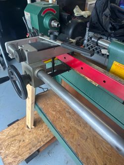 Wood lathe