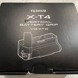 VG-XT4 Battery grip for Fujifilm X-T4 XT4 camera