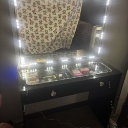Glam Vanity