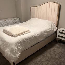 Queen Bed -Gold And Cream With Mattress 