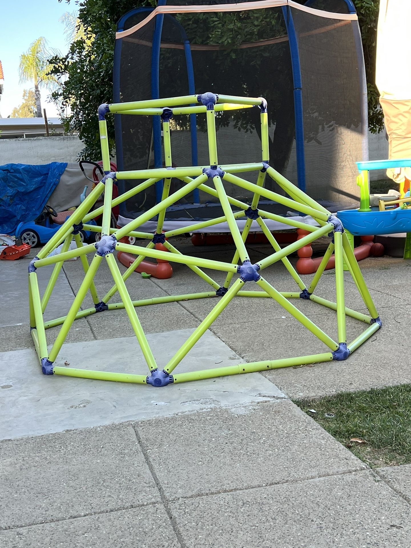 Eezy Peezy Monkey Bars Climbing Tower 