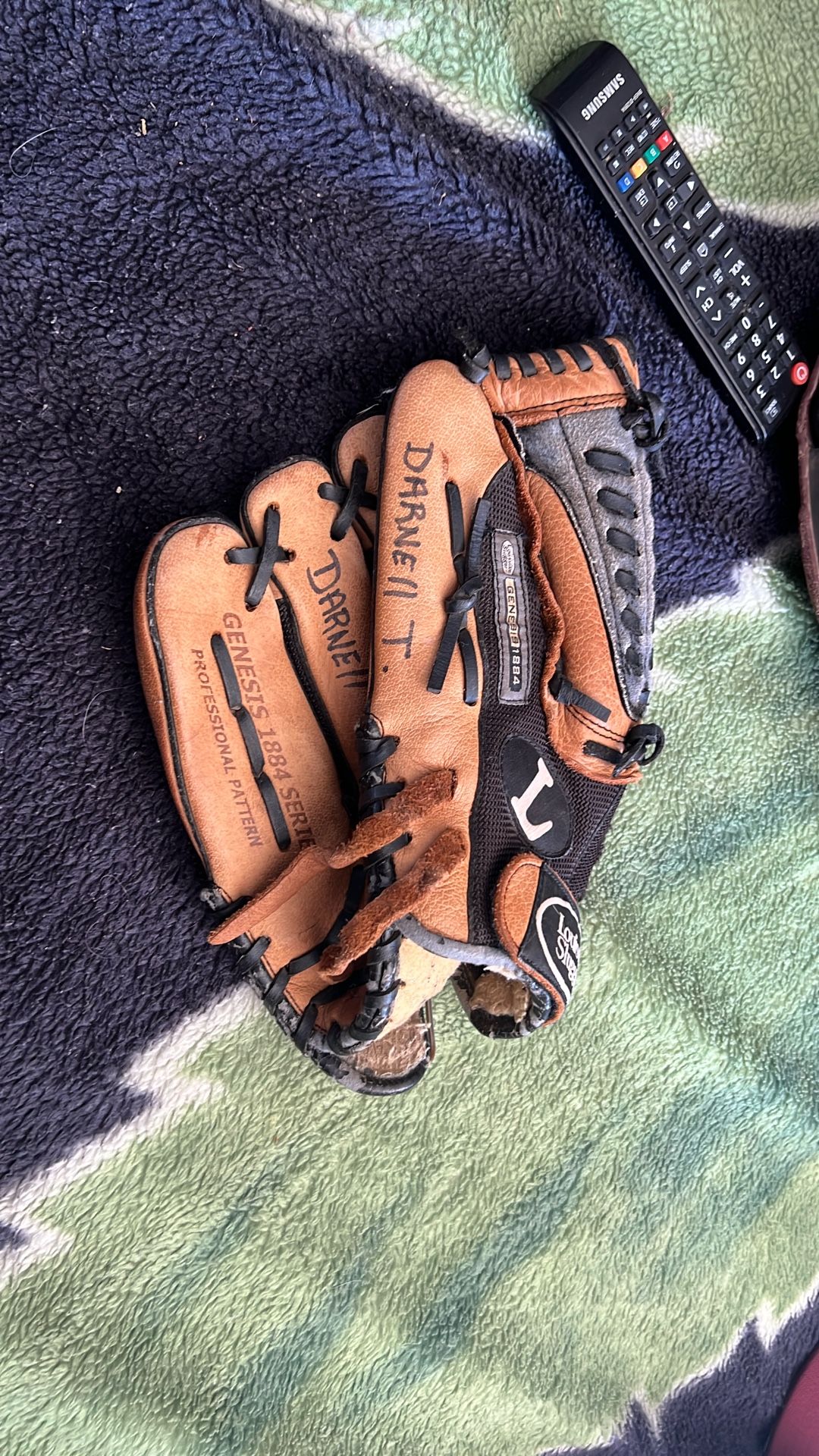 Out Field Baseball Glove