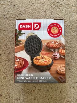 New Never Used Reindeer Mini Waffle Maker, 4” Waffle Maker