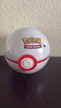 Pokémon Trading Card Game Poké Ball Tin