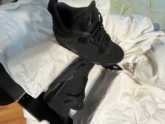 Black cat 4s size 11