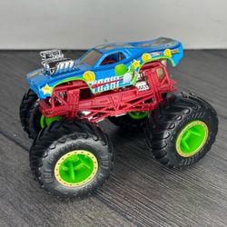 Hot Wheels Monster Jam Super Mario Yoshi Diecast Monster Truck 1:64 Scale