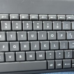 Logitech Wireless Keyboard 